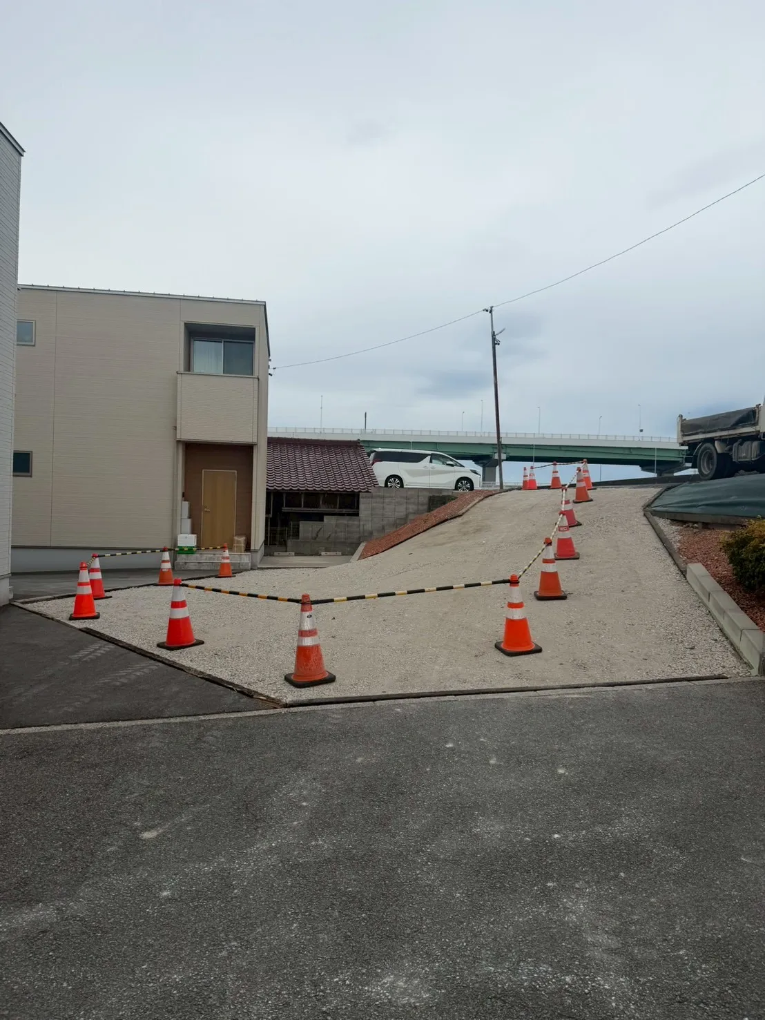 海部郡大治町｜乗り入れ箇所の外構工事②