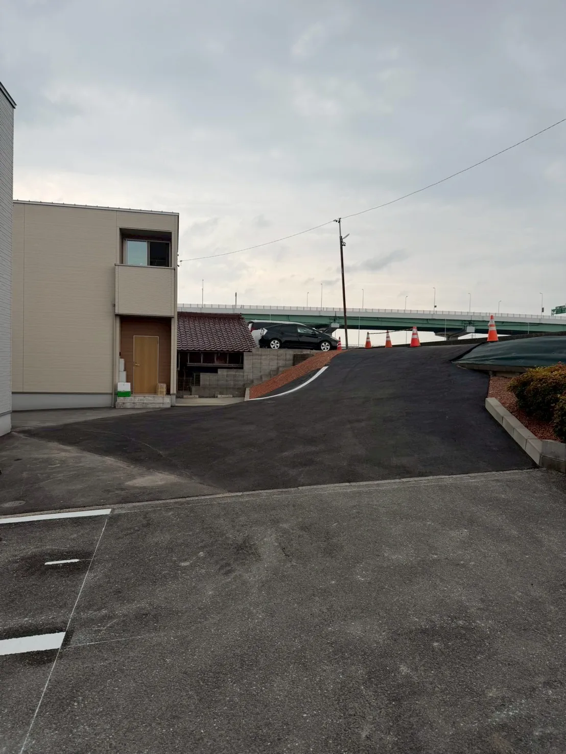 海部郡大治町｜乗り入れ箇所の外構工事③